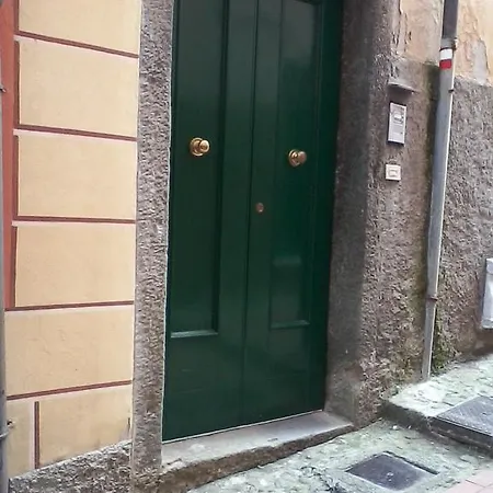 Casa A Nell'antico Borgo 度假居 莱里奇