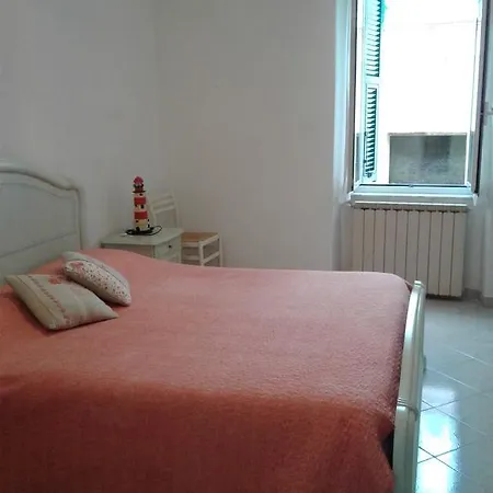 Casa A Nell'antico Borgo 莱里奇