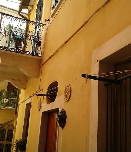 Prázdninový dům Casa A Nell'antico Borgo *